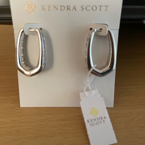 NWT Kendra Scott Parker Hoop Earrings White Crystal - Picture 9 of 9